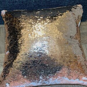 Merrycolor Keanu Reeves sequin throw pillow cover.